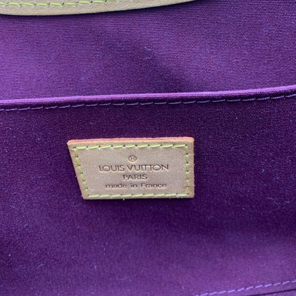 Auth Louis Vuitton Amarante LV Monogram Vernis Leather Roxbury Drive 2way Tote - Picture 14 of 16